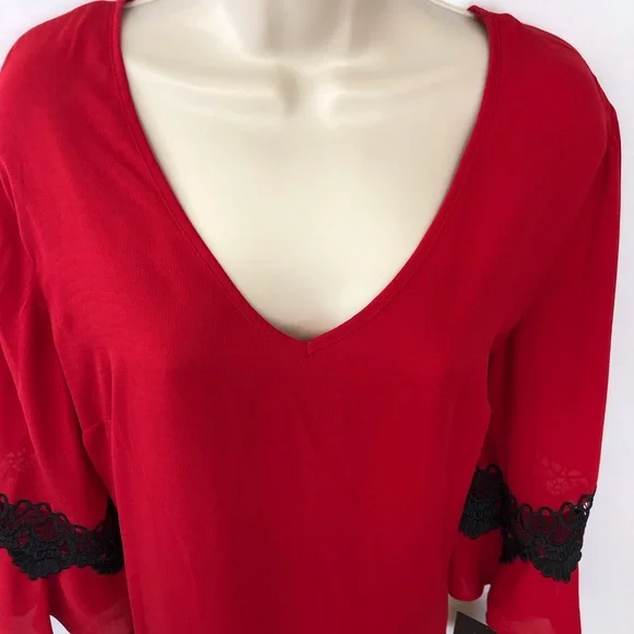 NWT I.N. San Franscisco Red Back Lace Top - Picture 6 of 16